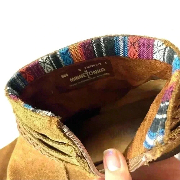 Minnetonka Women's Dixon Brown Suede Braided Buckle Moccasin Zip Booties Size 8 - Picture 9 of 10